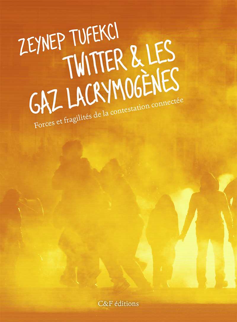 Couverture Twitter et les gaz lacrymogènes