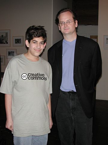 Aaron Swartz et Larry Lessig au moment de la fondation de Creative Commons